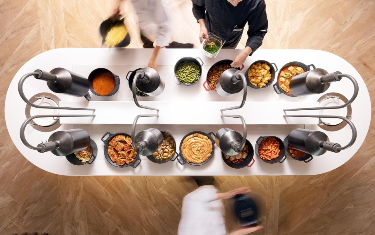 Nautilux Rethymno By Mage Hotels Екстериор снимка A wok station